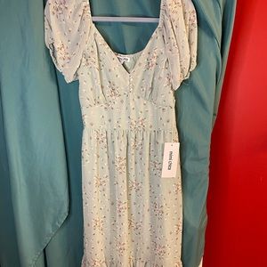 🎉HP🎉 NWT Mia Chica Peasant Dress 👗 long length.
